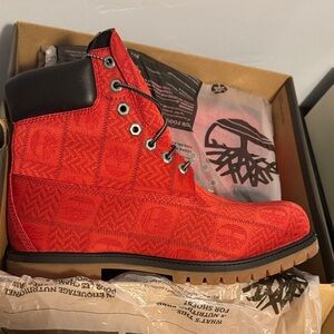 Timberland Men's Red Patterned Boots